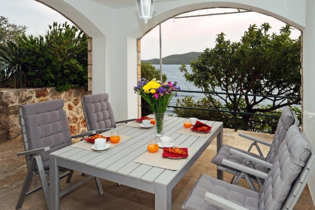 Holiday Home Odiseja سلانو المظهر الخارجي الصورة