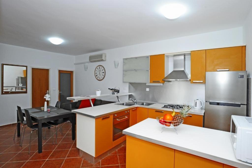 Holiday Home Odiseja سلانو المظهر الخارجي الصورة