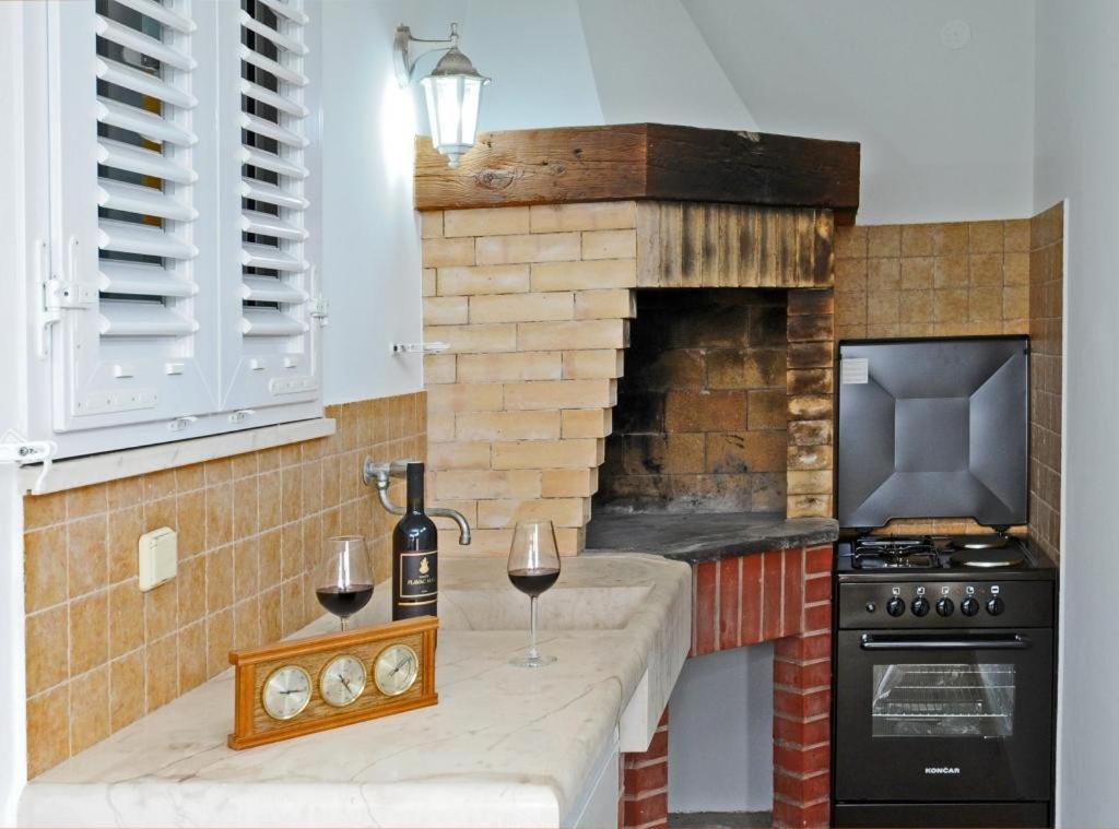 Holiday Home Odiseja سلانو المظهر الخارجي الصورة