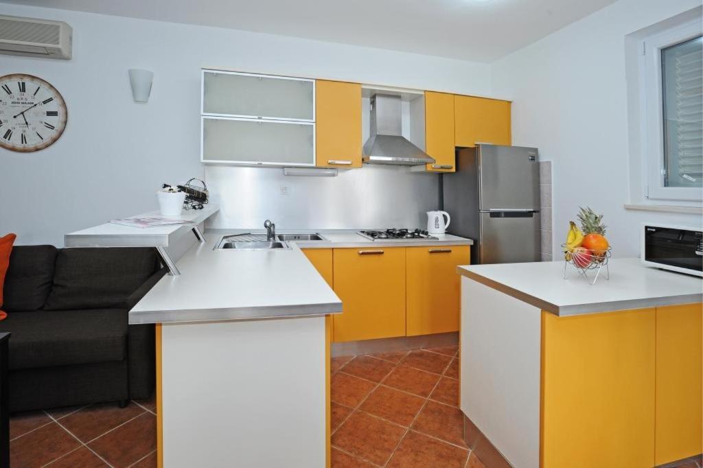 Holiday Home Odiseja سلانو المظهر الخارجي الصورة